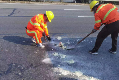 永川公路下沉注浆加固